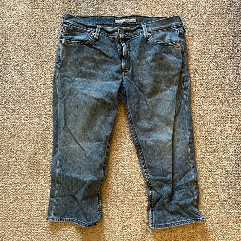 Old navy capris size 12